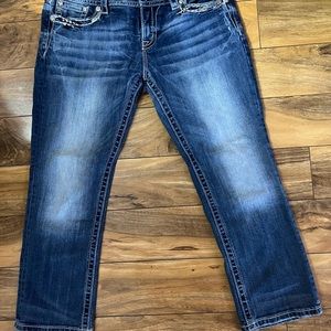 Miss Me Midrise Easy Cropped Faded Jeans Size 31